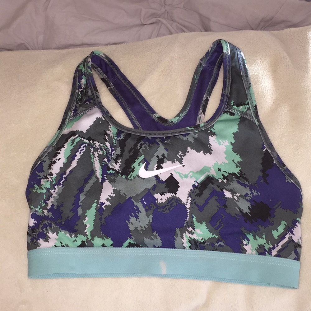 Nike Sports bra Size Small